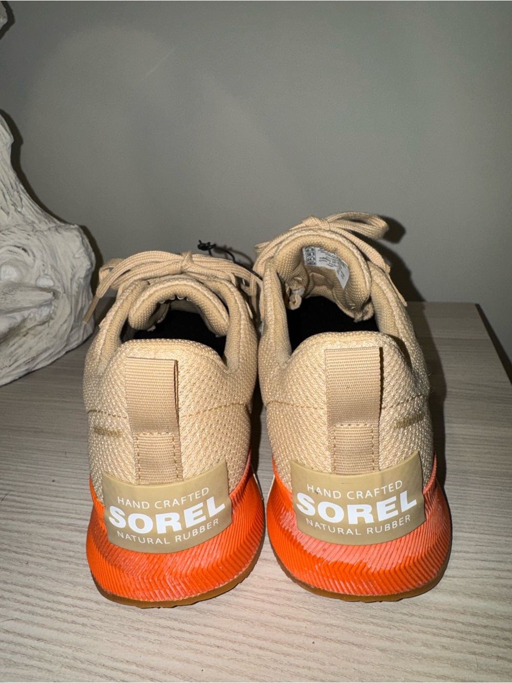 NWT 7.5 Sorel Women's Tan and Orange Athletic Sneakers - Picture 5 of 7